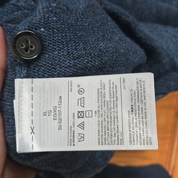 X-LARGE Dark Blue/Navy Italian Linen Button Mock Pullover From Banana Republic - Picture 5 of 6